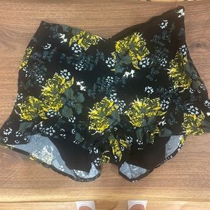 Free People - flowy shorts